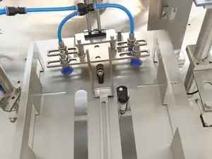 Carga superior de bolsas flexibles